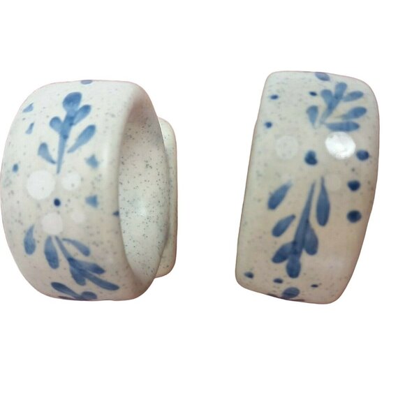 Vintage White Blue Napkin Ring Holders Hand-painted Ceramic Set of 2 Replacement - Picture 2 of 8